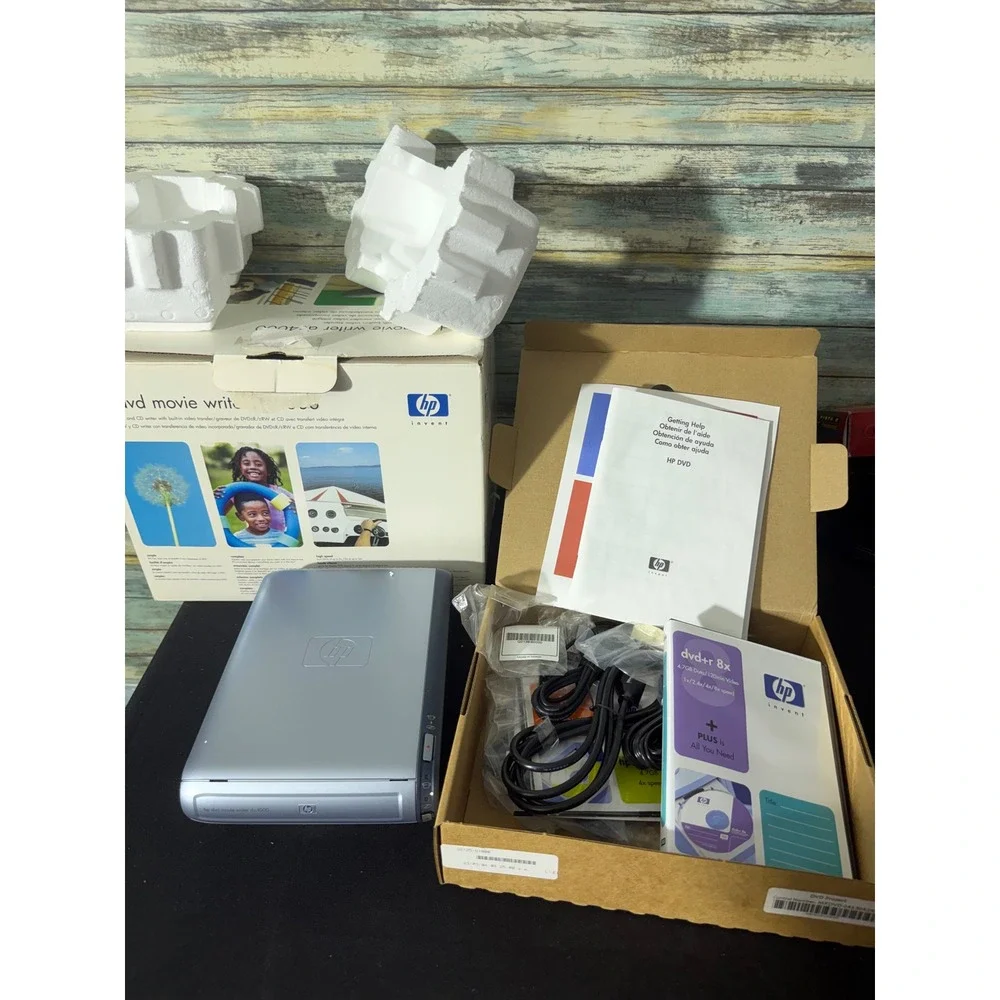 HP DVD Movie Writer dc4000 Silver External USB Video Transfer Drive Excellent